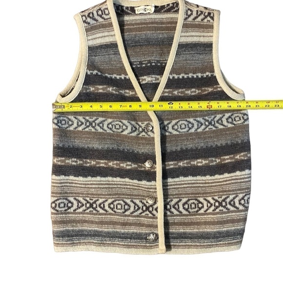 Vintage 1980 Winona Knits Women's Wool Cardigan Cozy Sweater Vest Size Medium - Picture 4 of 8